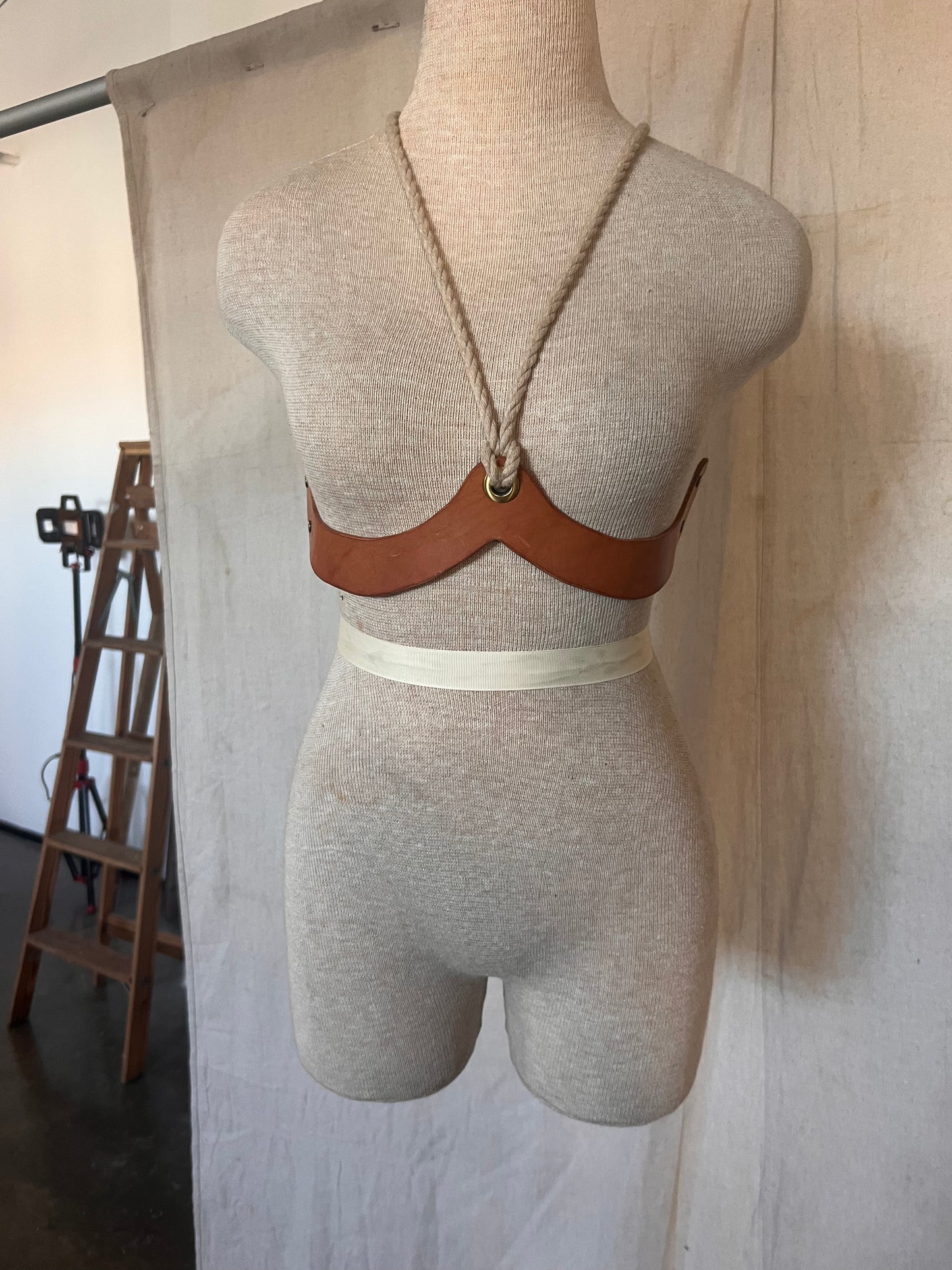 Ouvert Harness